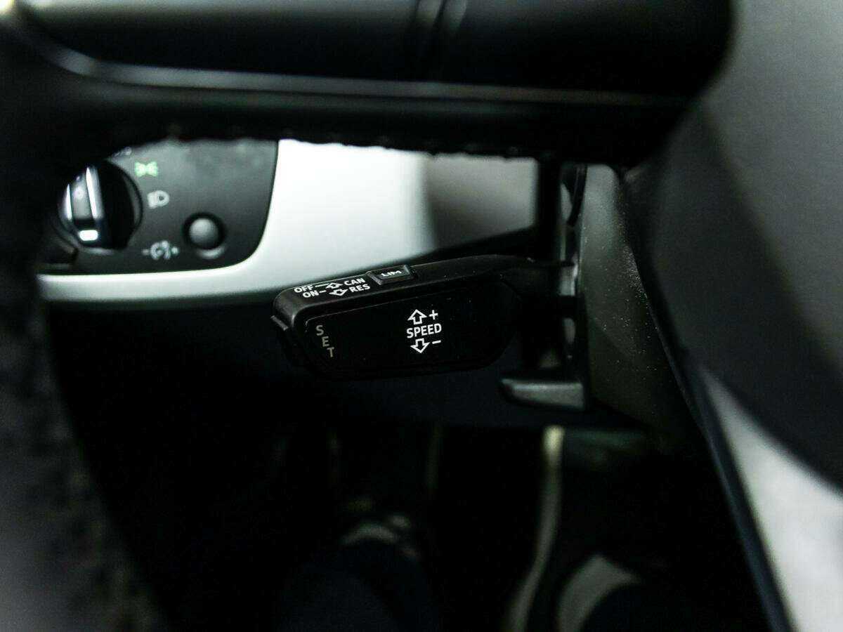 Audi A4 с пробегом — 2018 год. Фото: #16