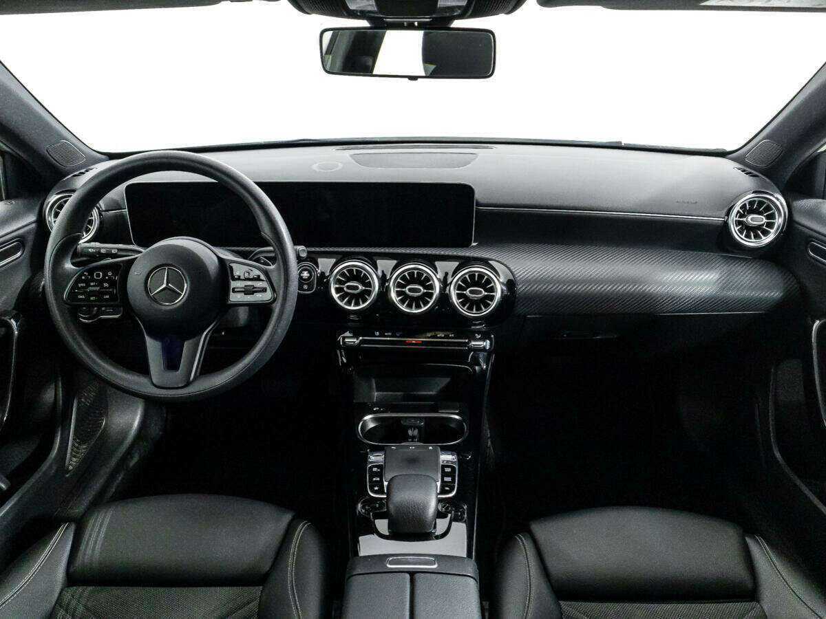 Mercedes-Benz A-Класс с пробегом — 2018 год. Фото: #12