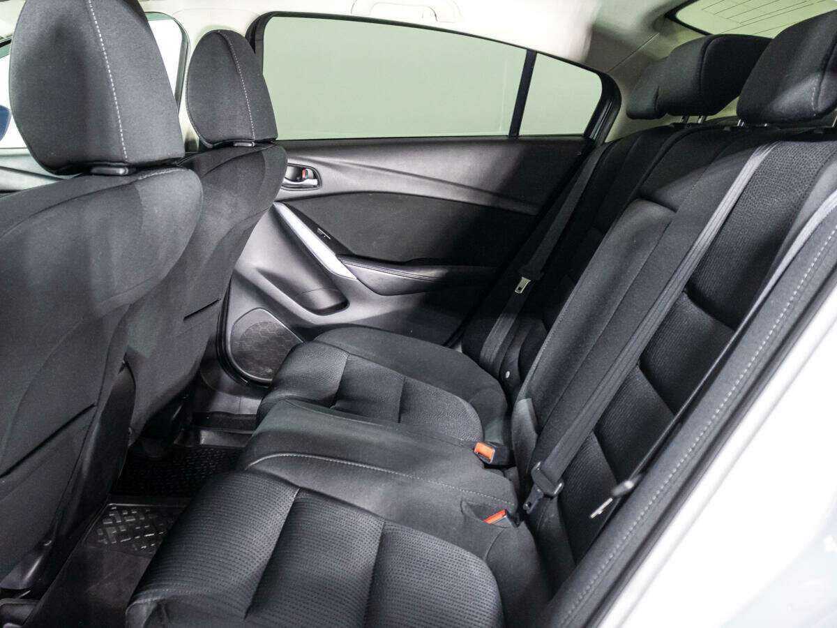 Mazda 6 с пробегом — 2013 год. Фото: #9