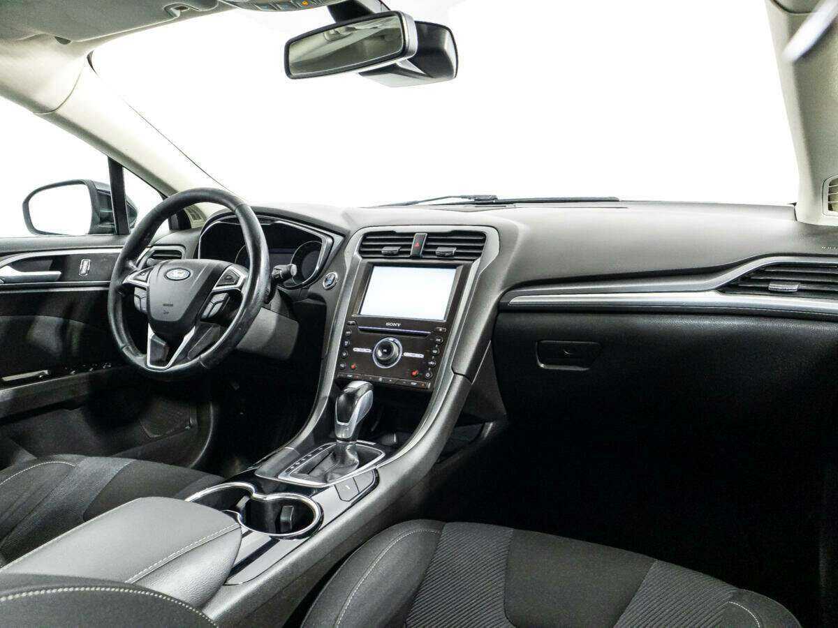 Ford Mondeo с пробегом — 2015 год. Фото: #8