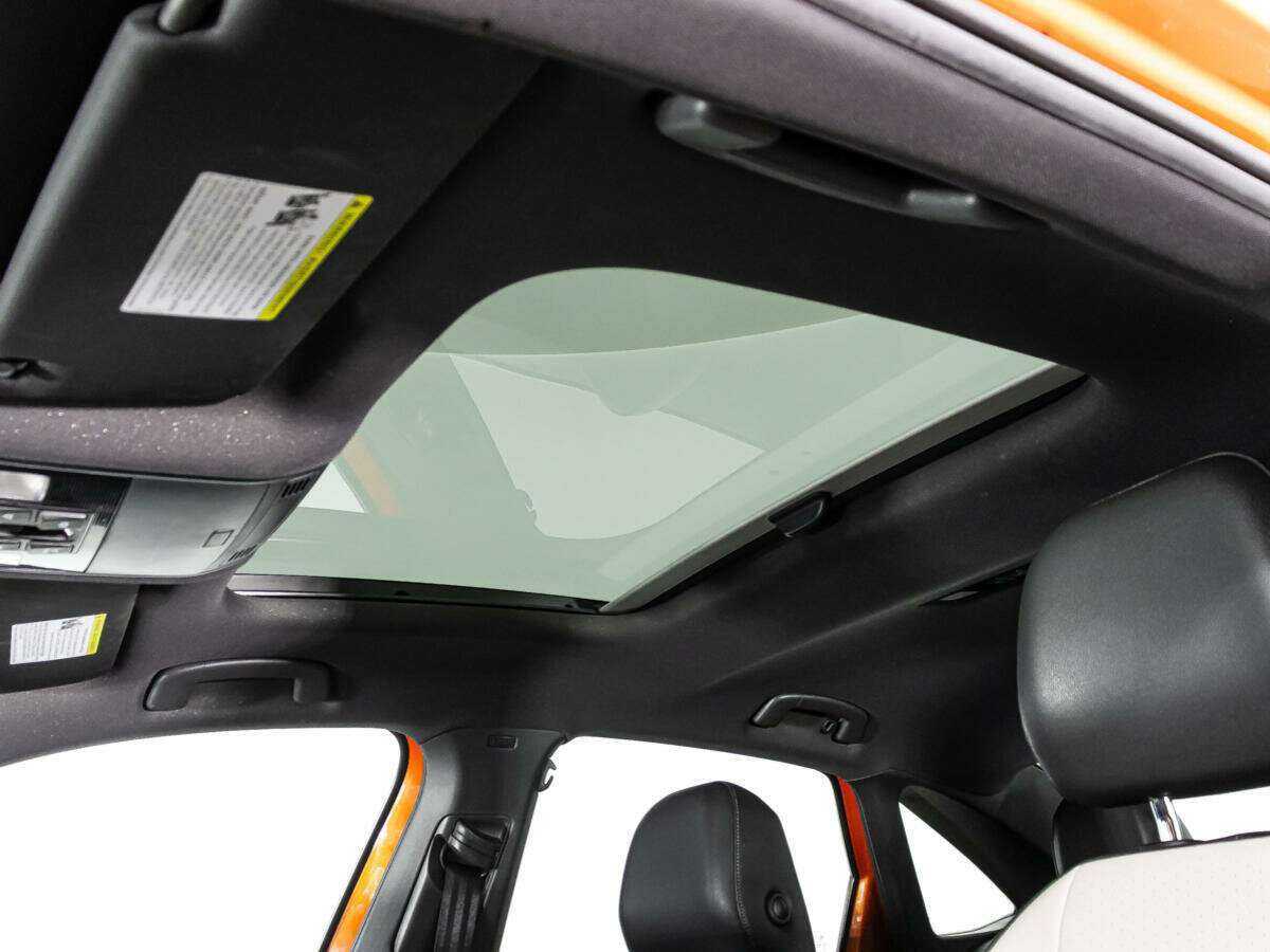 Volkswagen Jetta с пробегом — 2018 год. Фото: #14