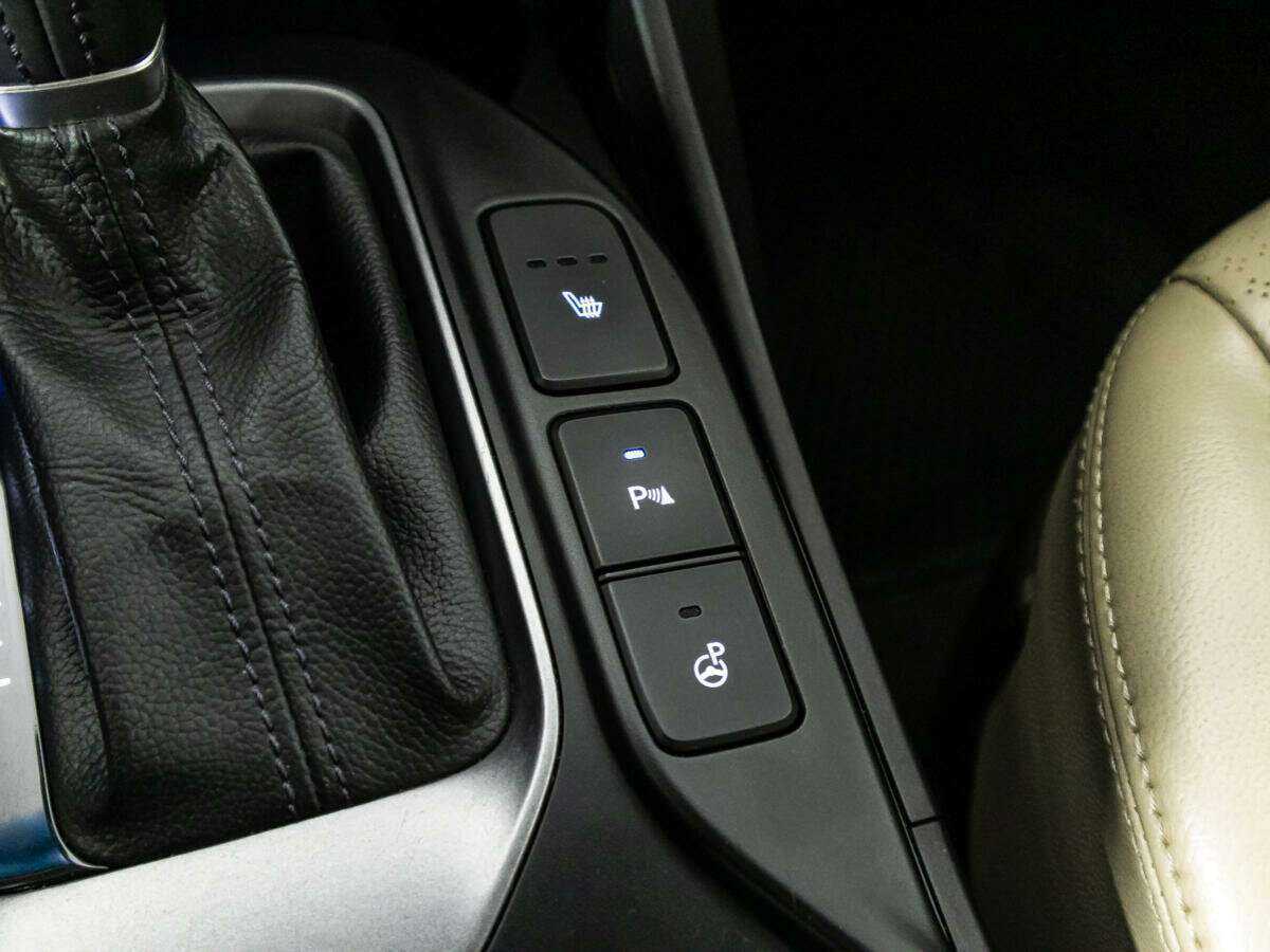 Hyundai Santa Fe с пробегом — 2012 год. Фото: #20