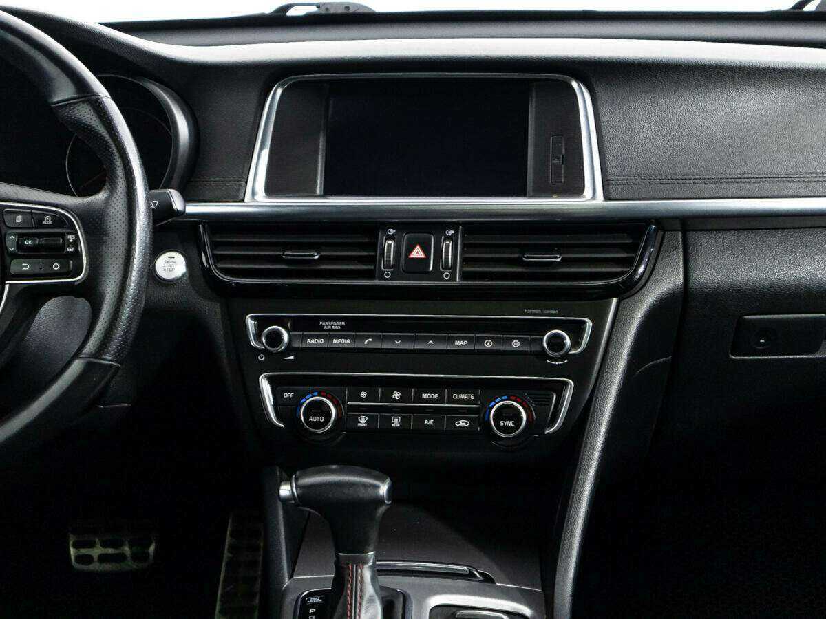 Kia Optima с пробегом — 2017 год. Фото: #13