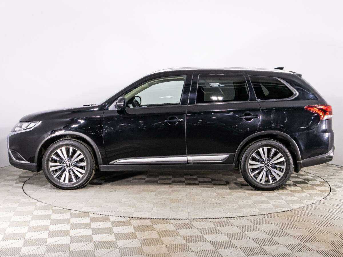 Mitsubishi Outlander с пробегом — 2020 год. Фото: #7