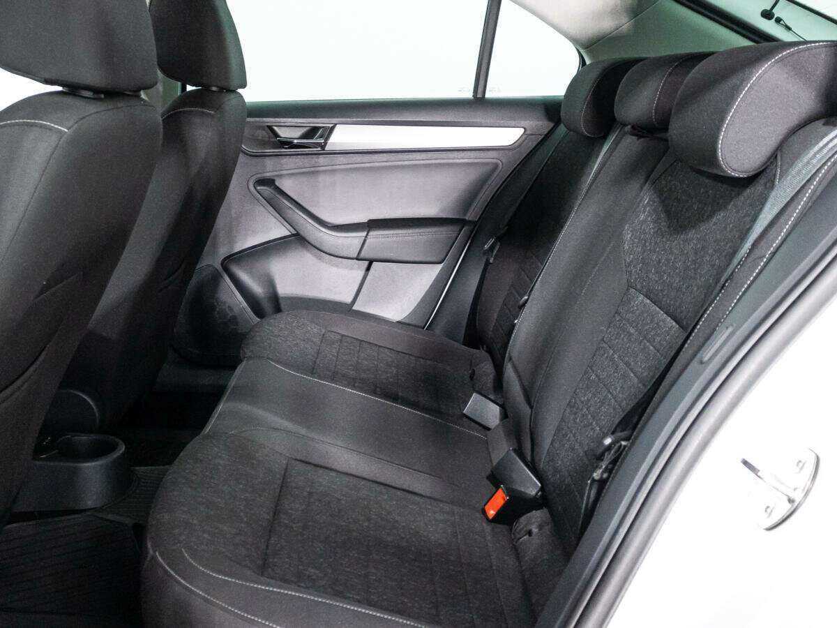 Skoda Rapid с пробегом — 2020 год. Фото: #9