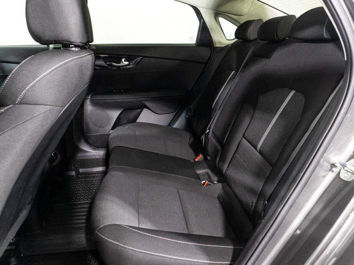 Kia Cerato с пробегом — 2020 год. Фото: #9