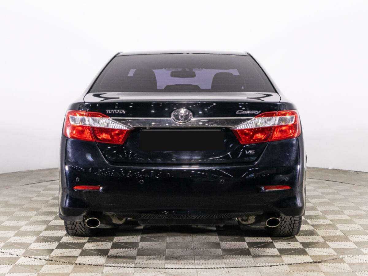 Toyota Camry с пробегом — 2013 год. Фото: #5