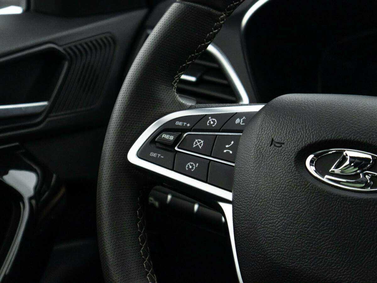 Lada (ВАЗ) Vesta с пробегом — 2023 год. Фото: #18