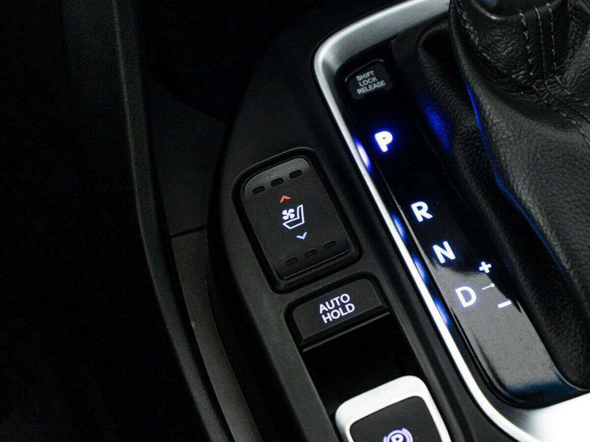 Hyundai Santa Fe с пробегом — 2018 год. Фото: #21