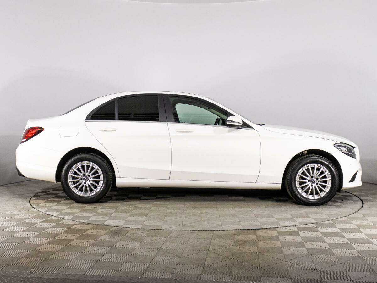 Mercedes-Benz C-Класс с пробегом — 2019 год. Фото: #3