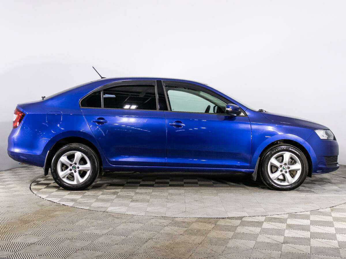 Skoda Rapid с пробегом — 2017 год. Фото: #3