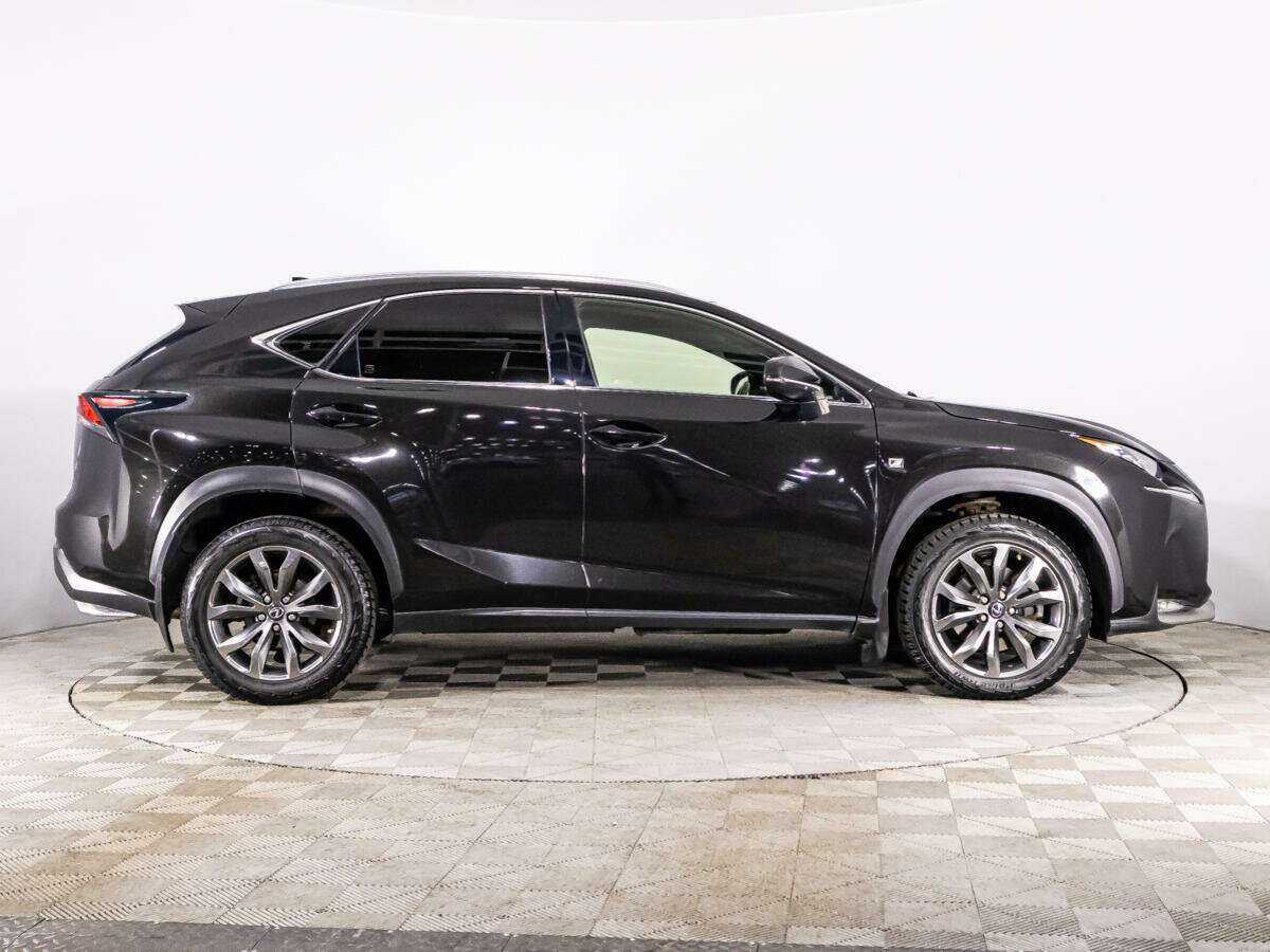 Lexus NX с пробегом — 2015 год. Фото: #3