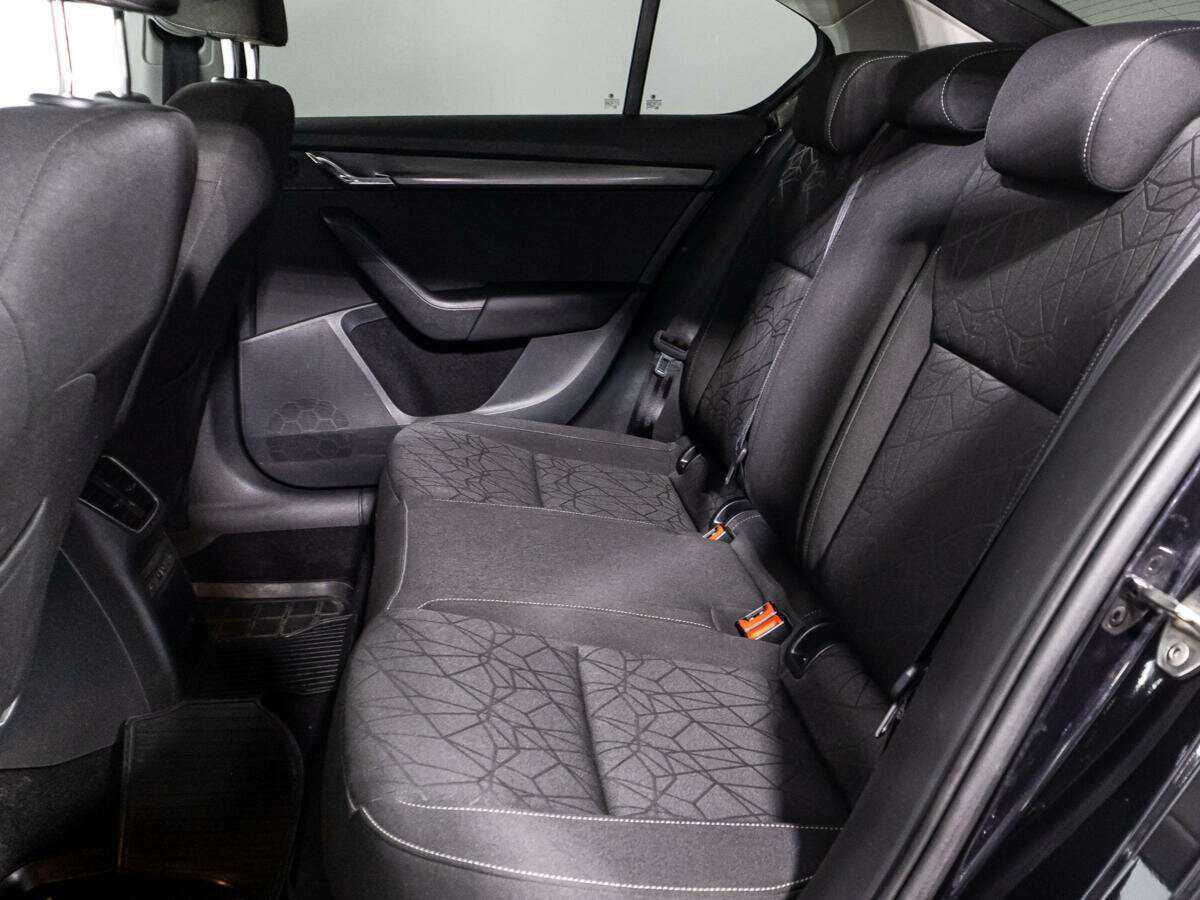 Skoda Octavia с пробегом — 2019 год. Фото: #9