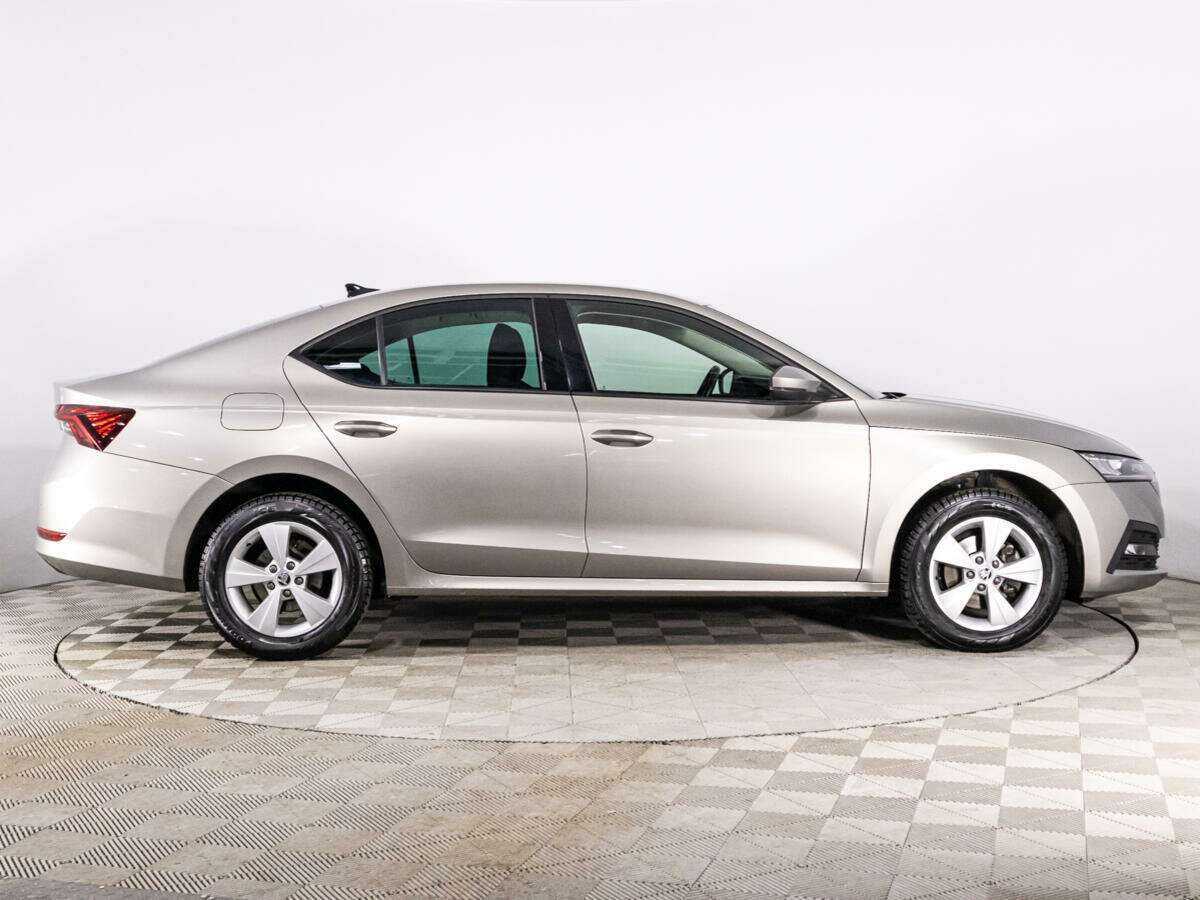 Skoda Octavia с пробегом — 2021 год. Фото: #3