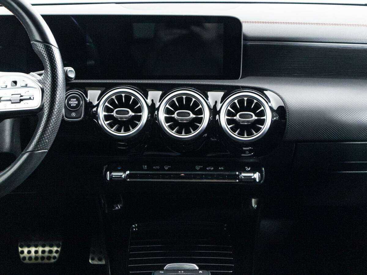 Mercedes-Benz CLA с пробегом — 2019 год. Фото: #13