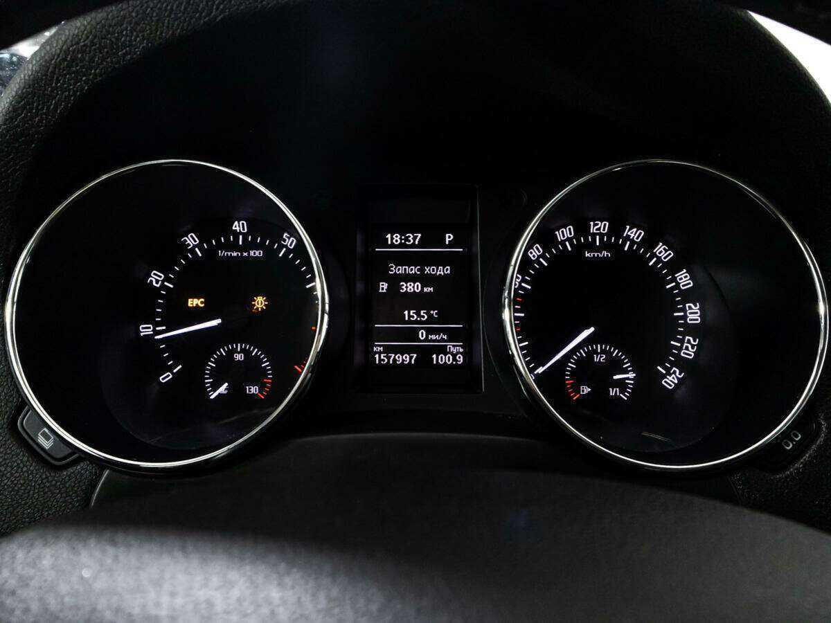 Skoda Yeti с пробегом — 2013 год. Фото: #11