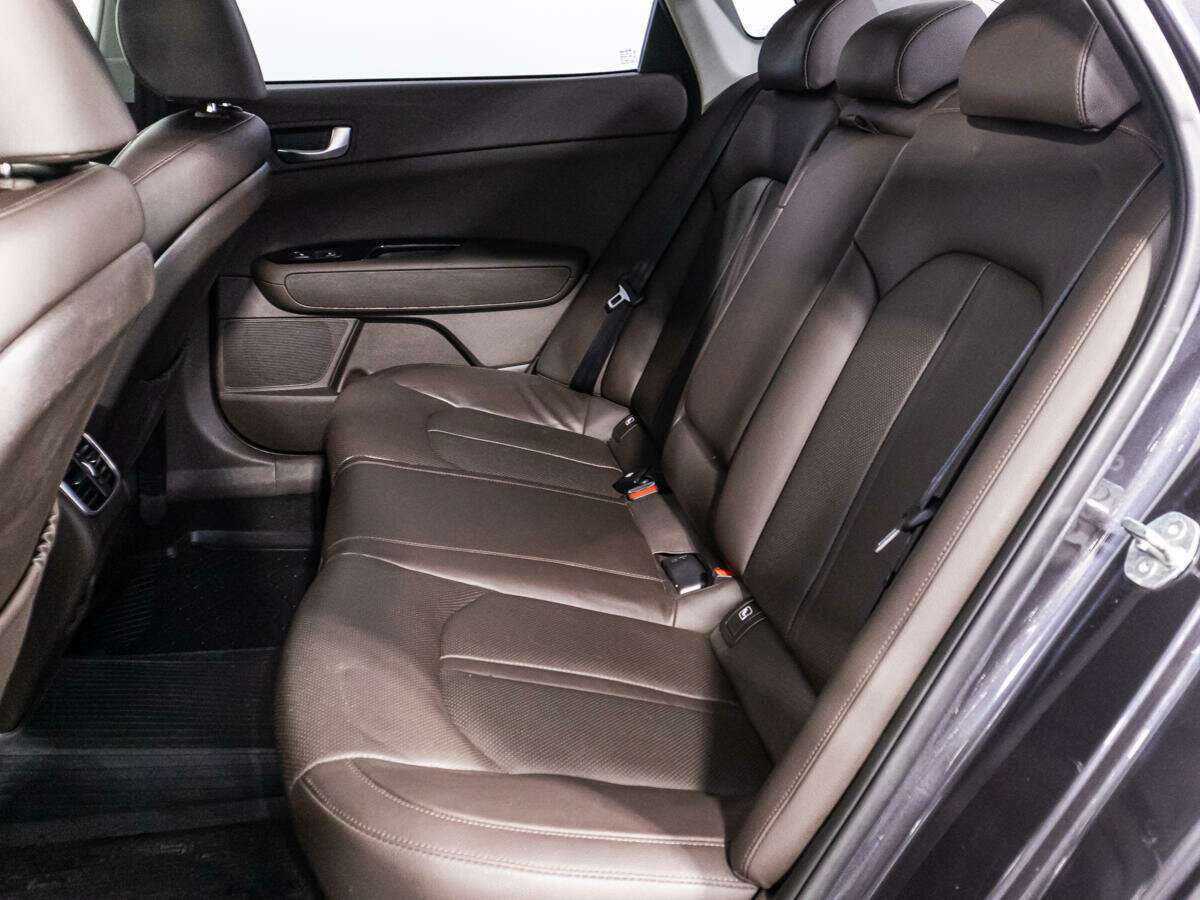 Kia Optima с пробегом — 2019 год. Фото: #9