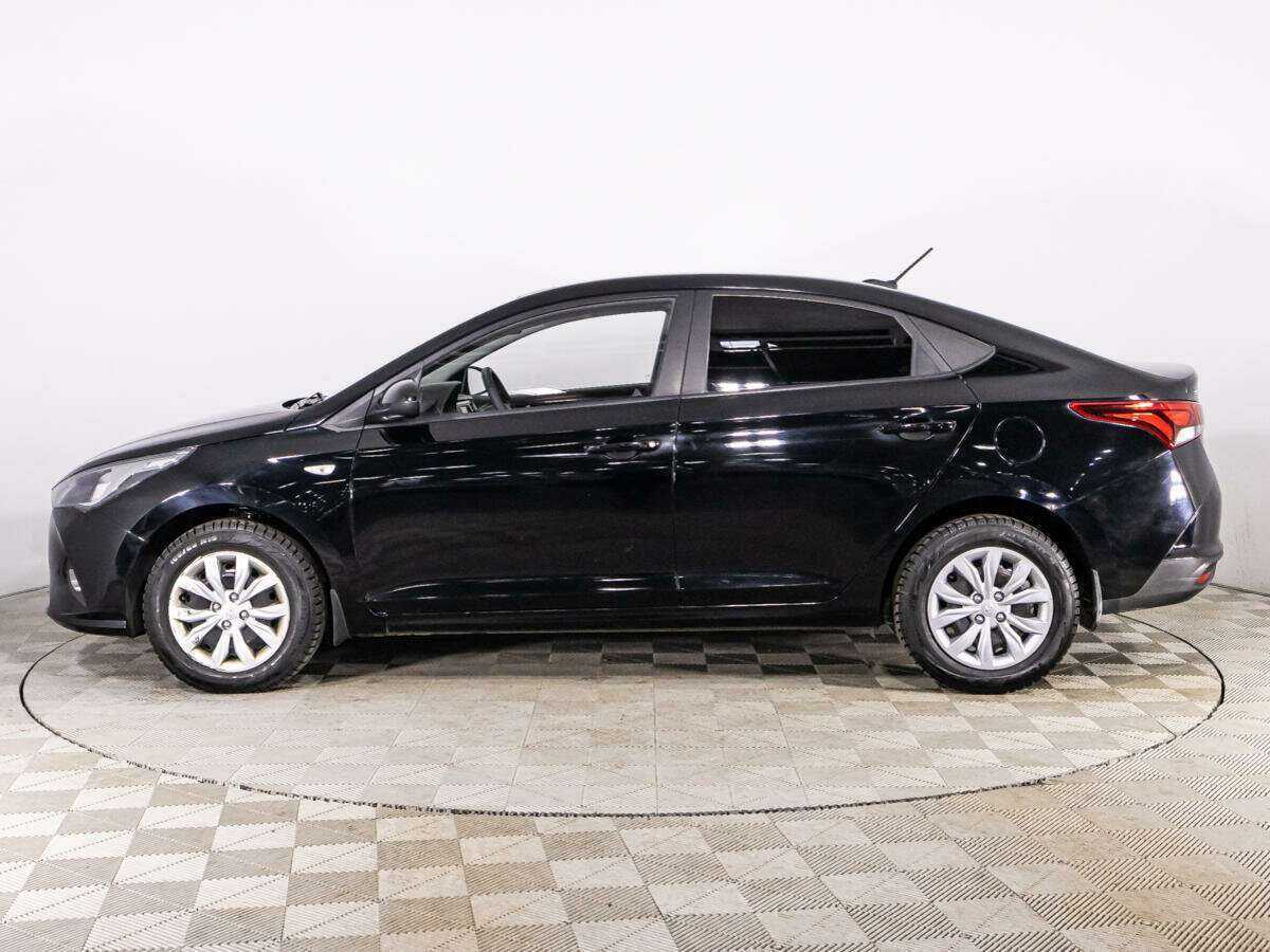 Hyundai Solaris с пробегом — 2021 год. Фото: #7