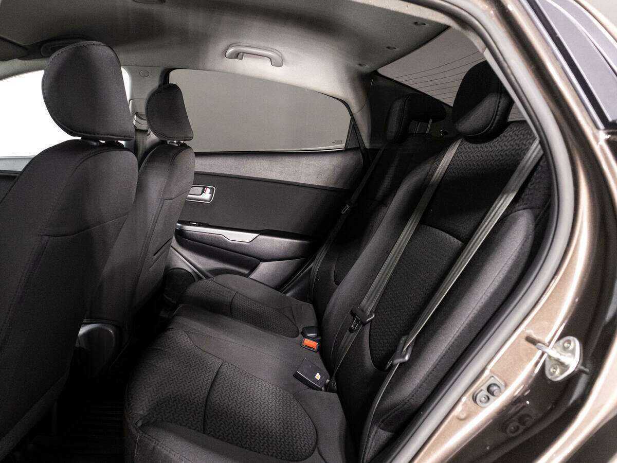 Kia Rio с пробегом — 2016 год. Фото: #9