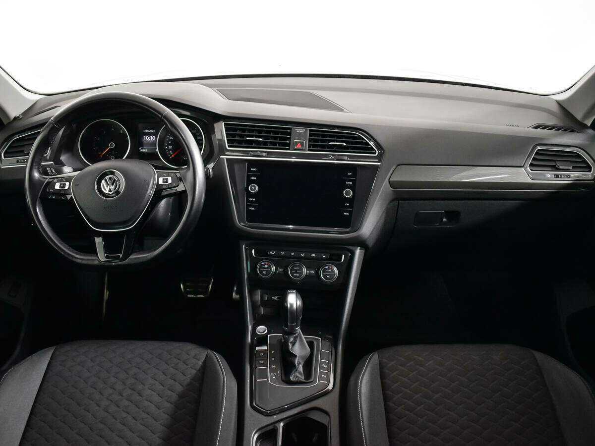 Volkswagen Tiguan с пробегом — 2018 год. Фото: #10