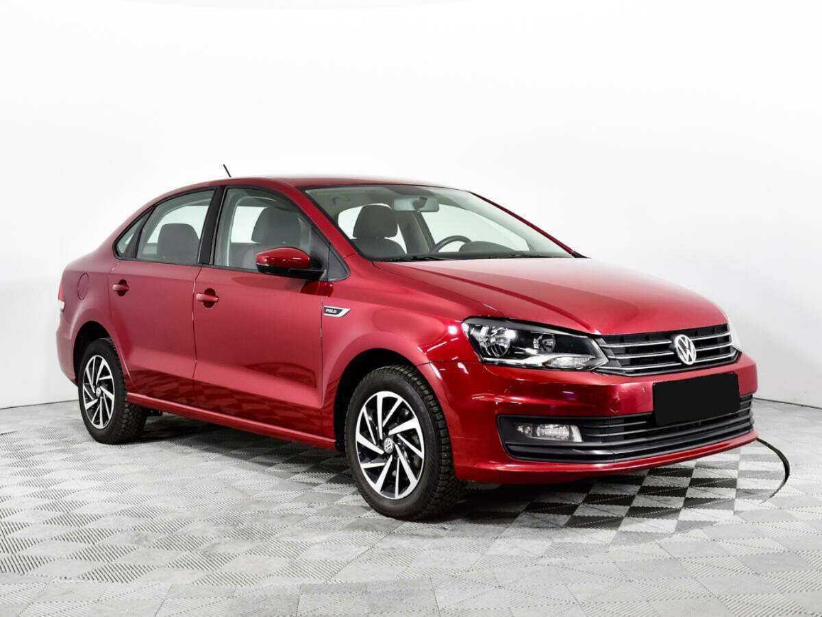 Volkswagen Polo с пробегом — 2018 год. Фото: #2