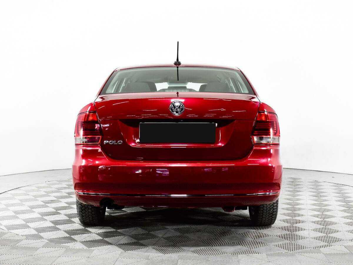 Volkswagen Polo с пробегом — 2018 год. Фото: #5