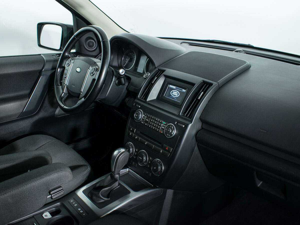 Land Rover Freelander с пробегом — 2013 год. Фото: #8