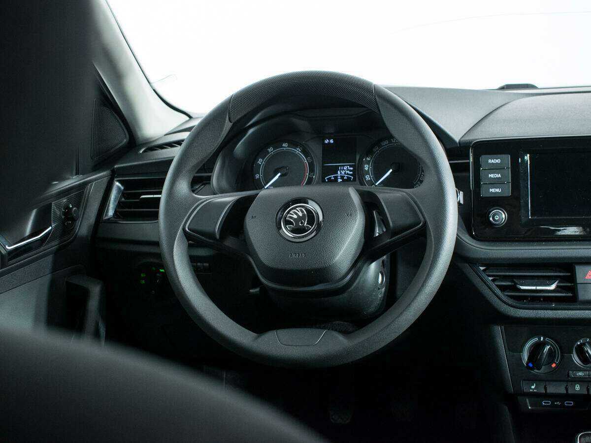 Skoda Rapid с пробегом — 2020 год. Фото: #13