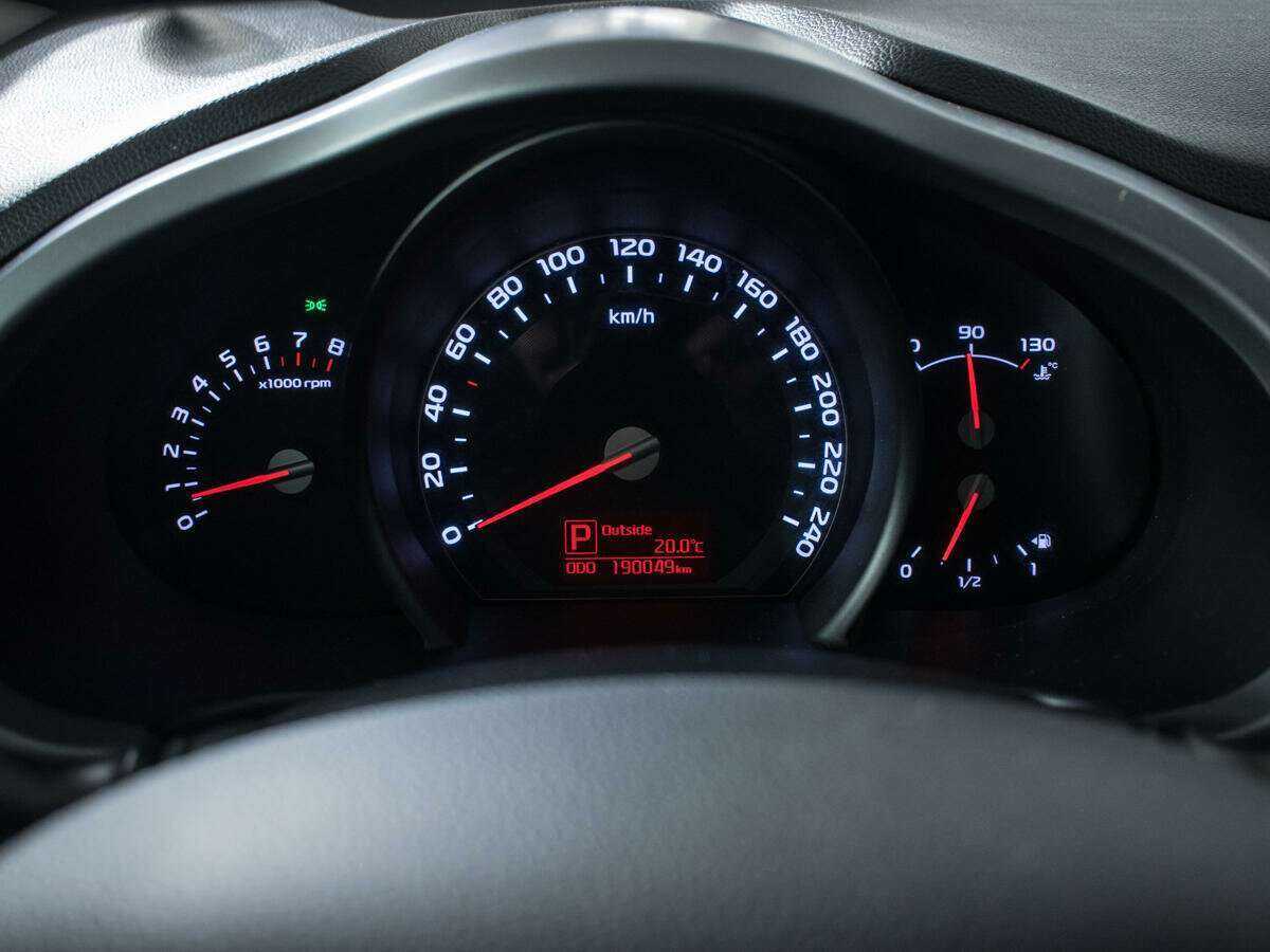 Kia Sportage с пробегом — 2015 год. Фото: #10