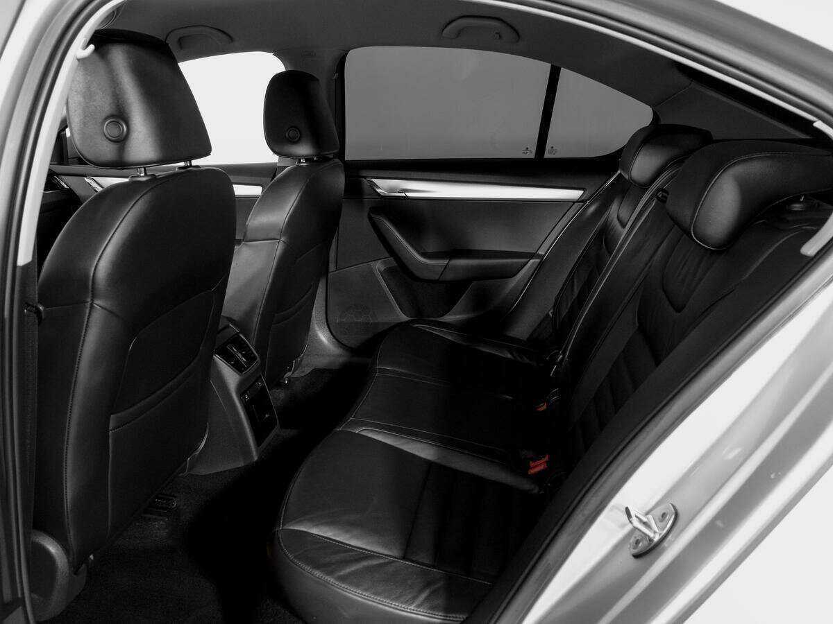 Skoda Octavia с пробегом — 2013 год. Фото: #9