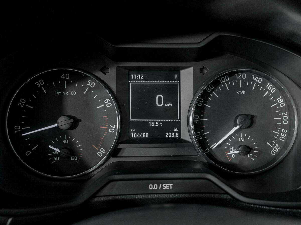 Skoda Octavia с пробегом — 2013 год. Фото: #10