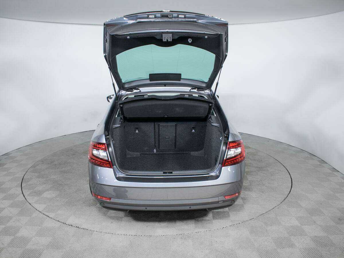 Skoda Octavia с пробегом — 2020 год. Фото: #18