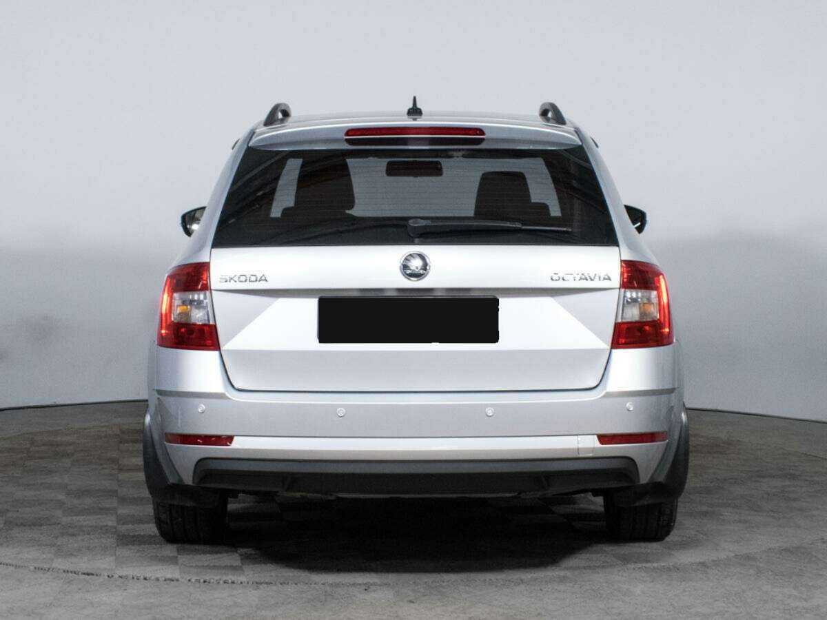 Skoda Octavia с пробегом — 2018 год. Фото: #5