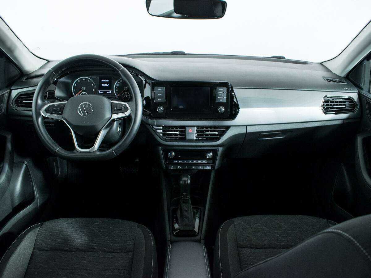 Volkswagen Polo с пробегом — 2021 год. Фото: #11