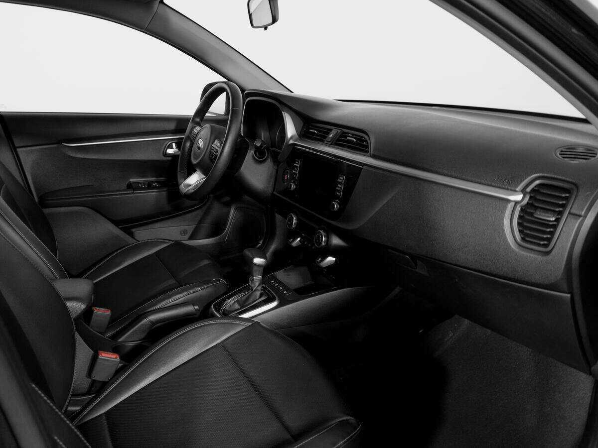 Kia Rio с пробегом — 2021 год. Фото: #8