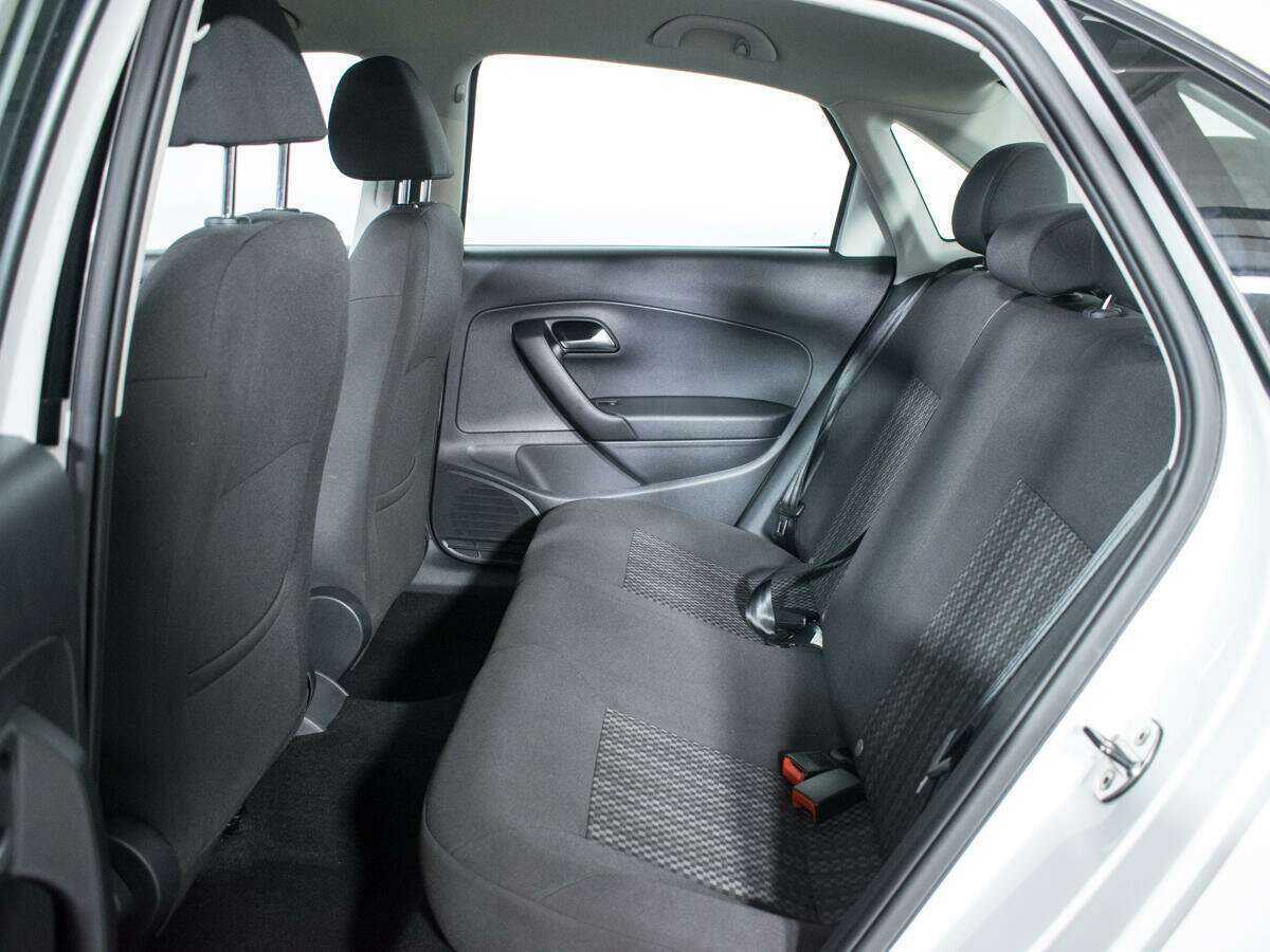 Volkswagen Polo с пробегом — 2019 год. Фото: #9