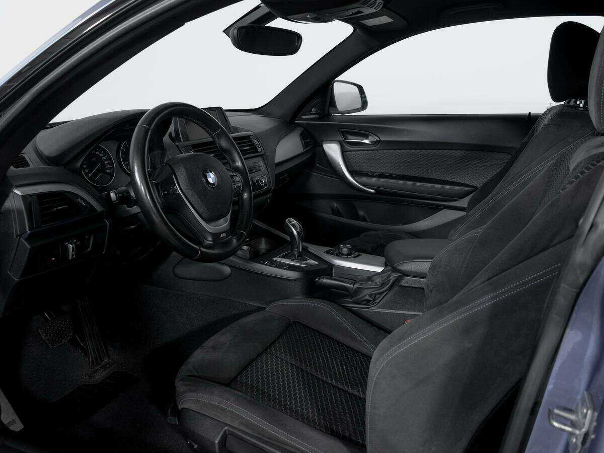 BMW 1 серии с пробегом — 2013 год. Фото: #13