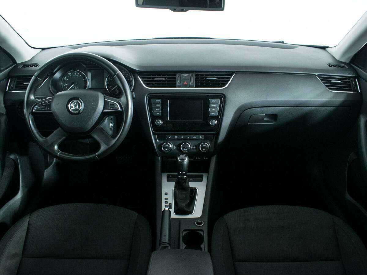 Skoda Octavia с пробегом — 2014 год. Фото: #11