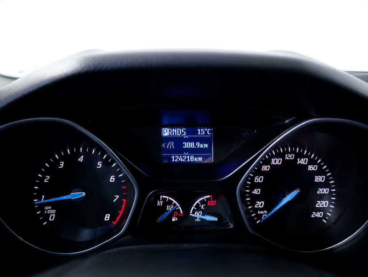 Ford Focus с пробегом — 2013 год. Фото: #10