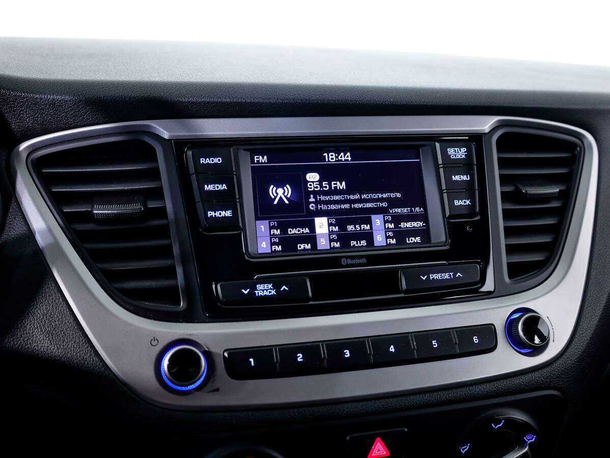 Hyundai Solaris с пробегом — 2018 год. Фото: #13