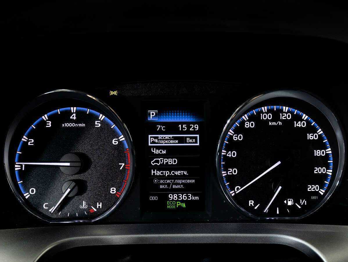 Toyota RAV4 с пробегом — 2018 год. Фото: #10