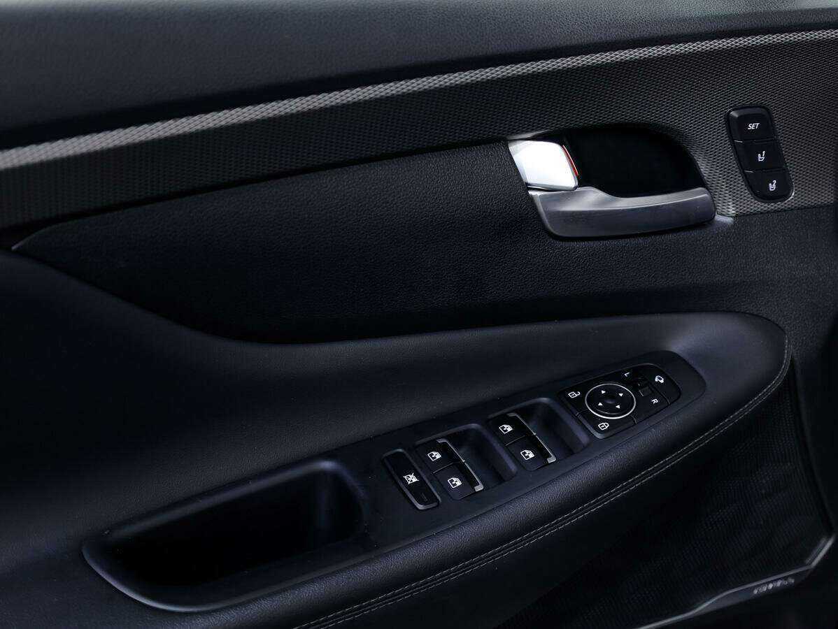 Hyundai Santa Fe с пробегом — 2020 год. Фото: #23