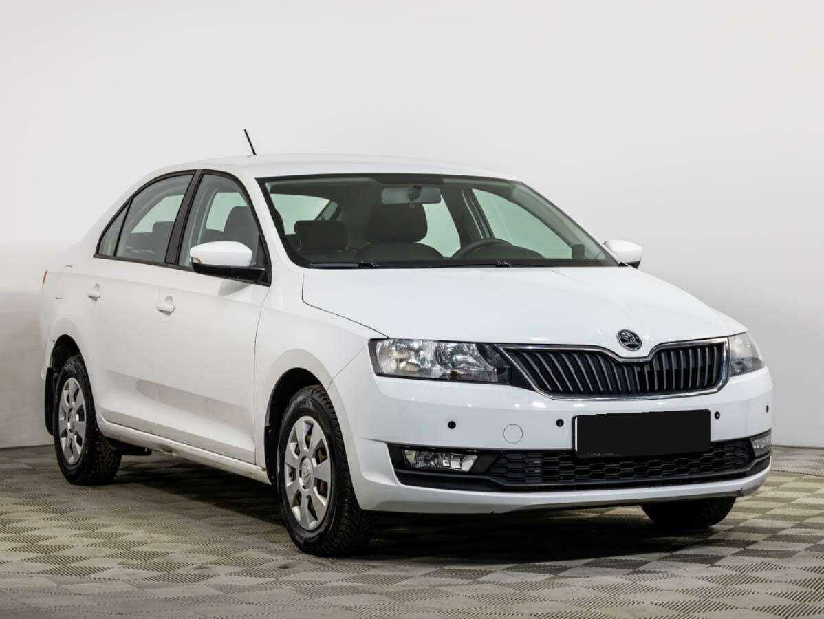 Skoda Rapid с пробегом — 2017 год. Фото: #1