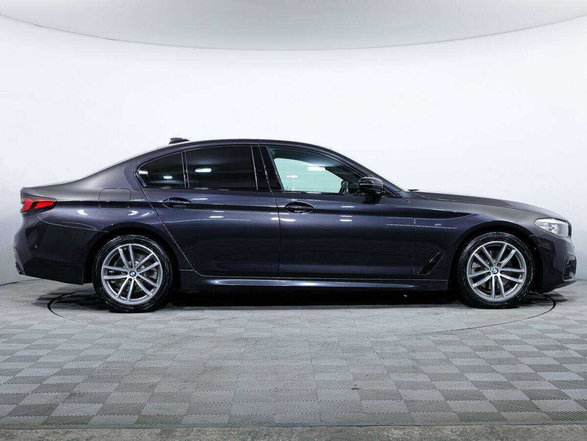 BMW 5 серии с пробегом — 2018 год. Фото: #2