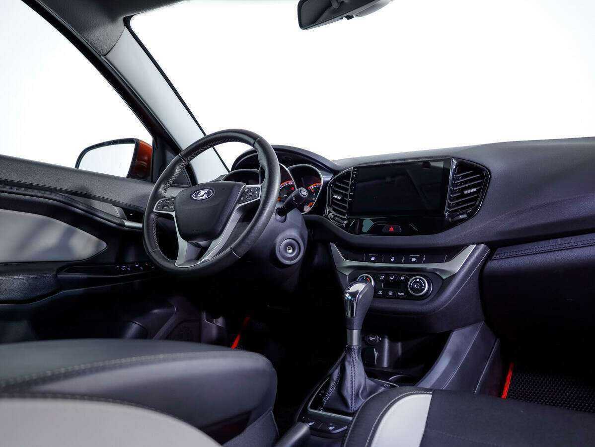 Lada (ВАЗ) Vesta с пробегом — 2020 год. Фото: #7