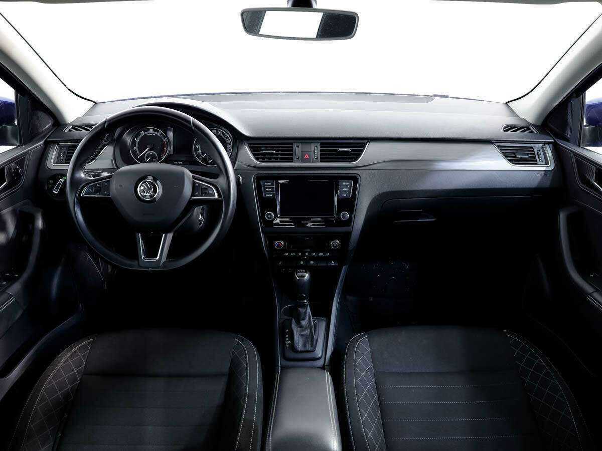 Skoda Rapid с пробегом — 2017 год. Фото: #9