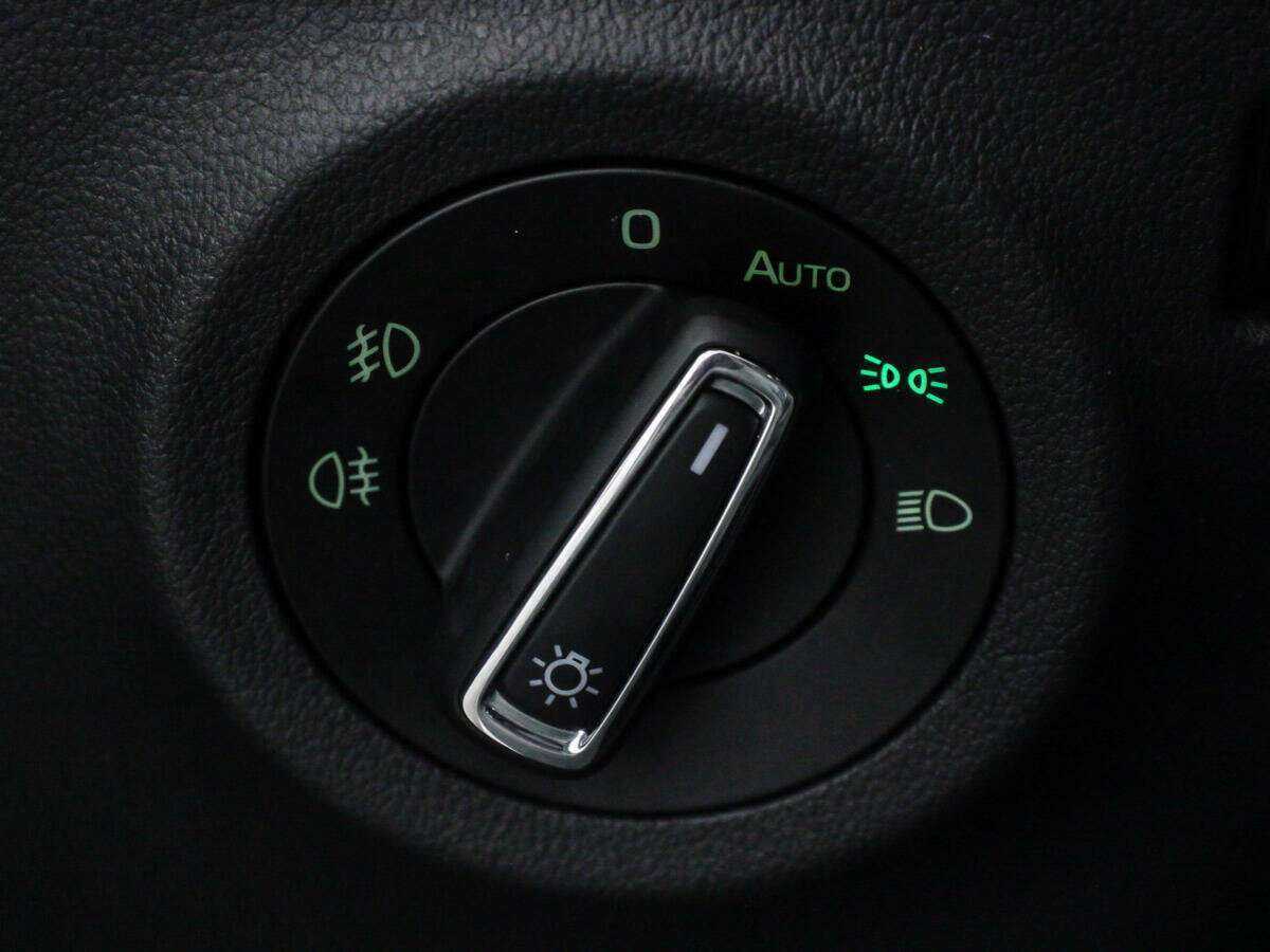 Skoda Rapid с пробегом — 2020 год. Фото: #11