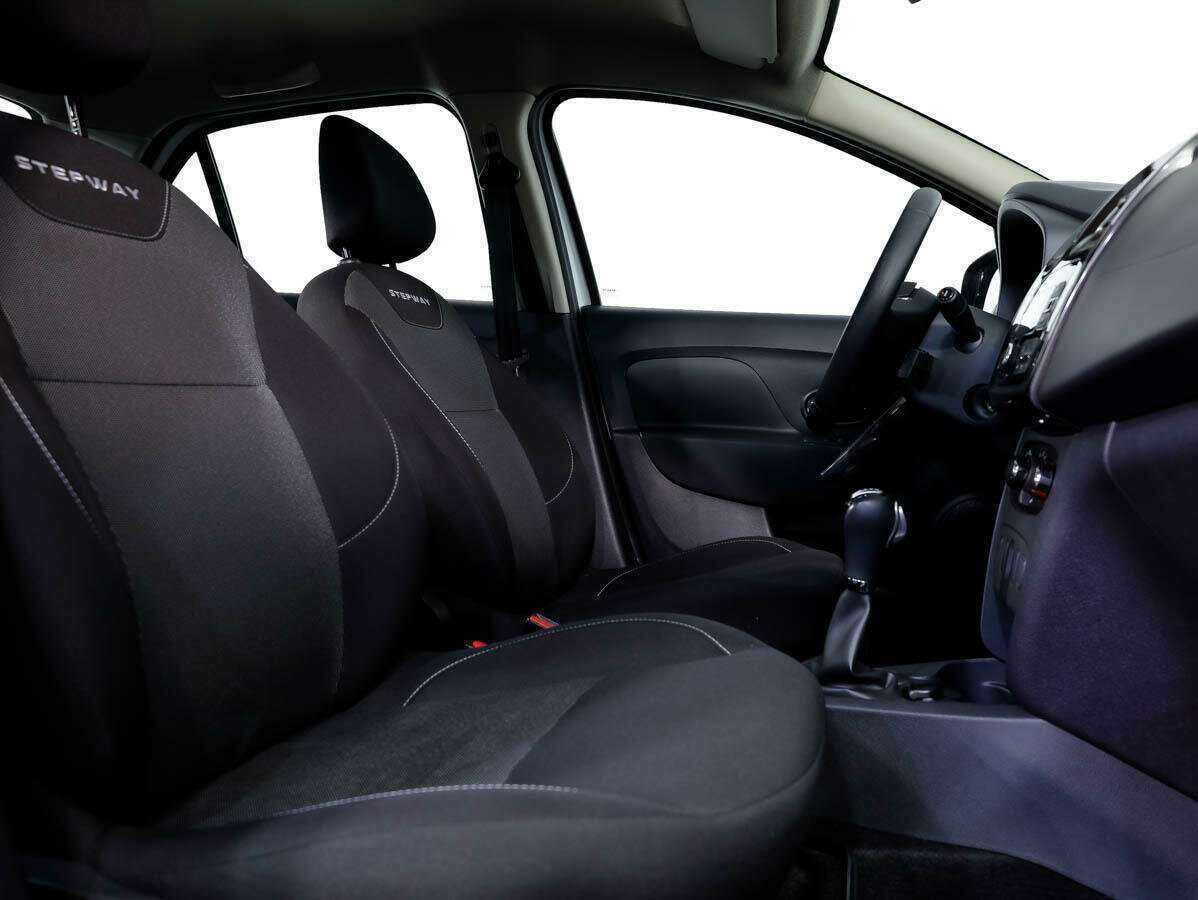 Renault Logan с пробегом — 2020 год. Фото: #10