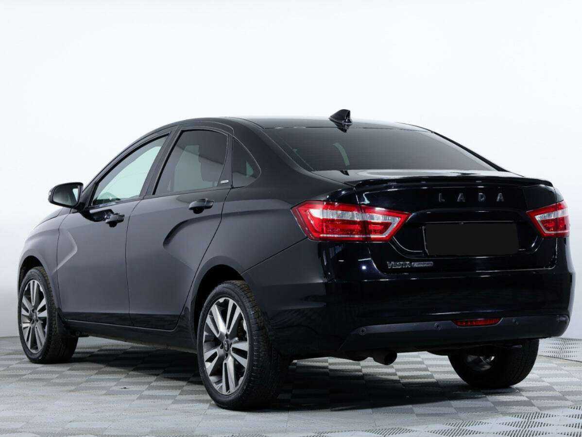 Lada (ВАЗ) Vesta с пробегом — 2019 год. Фото: #5