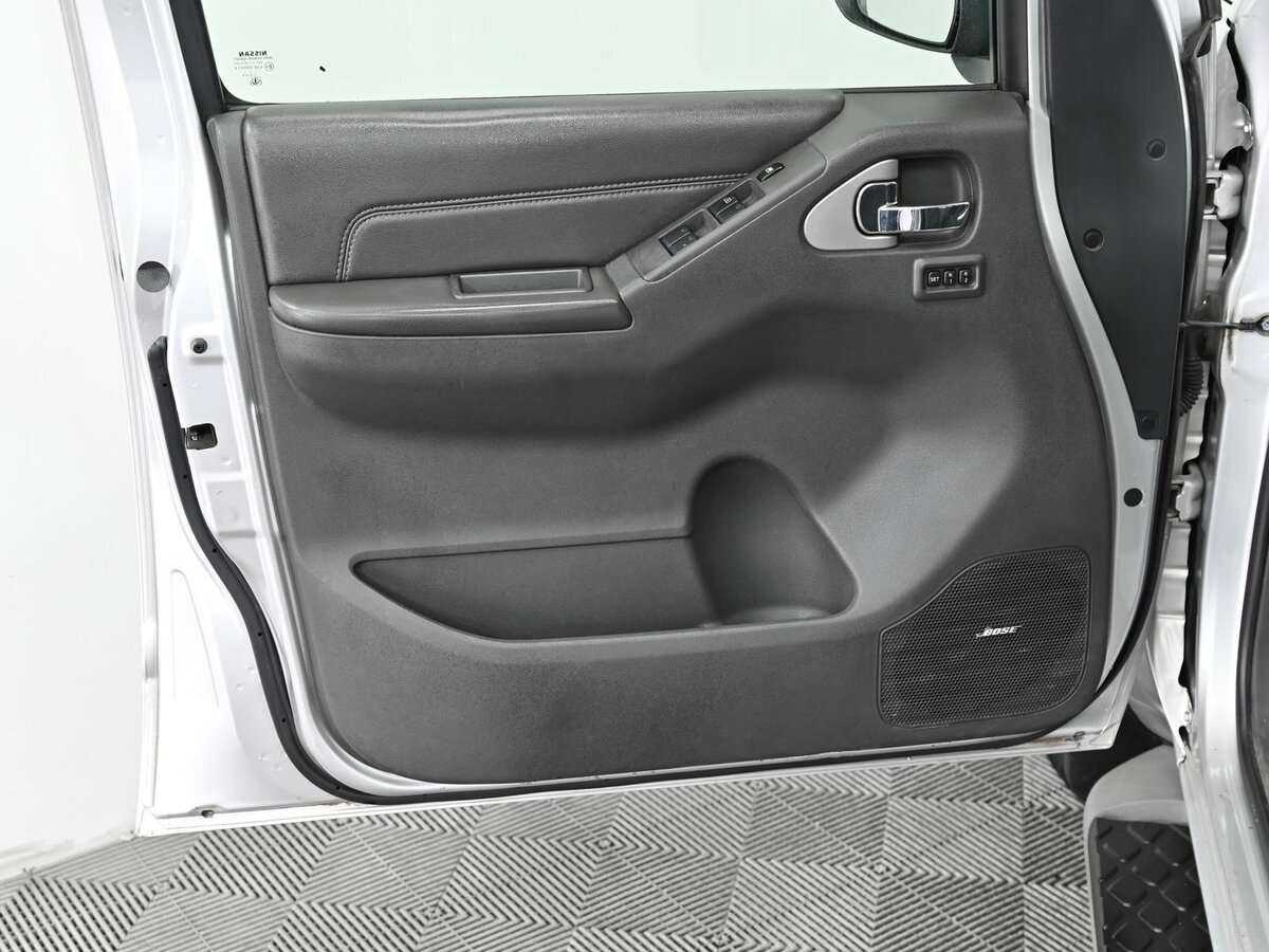 Nissan Pathfinder с пробегом — 2012 год. Фото: #4